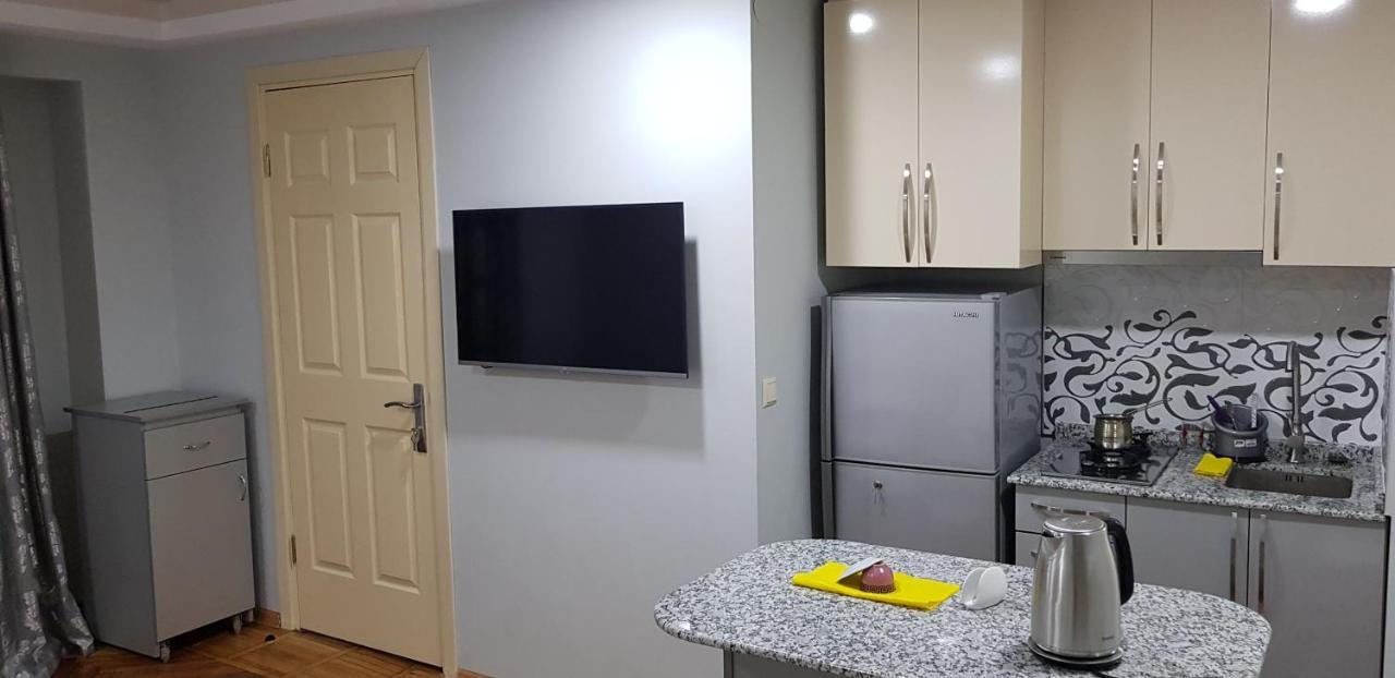 Apartament Shushana Batumi Exterior photo